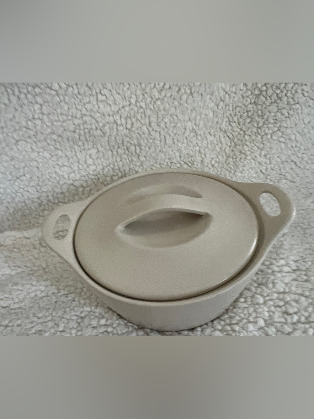 CorningWare Creations Stoneware 1.5 Qt Round Lidded Casserole Dish, excellent - Picture 2 of 10